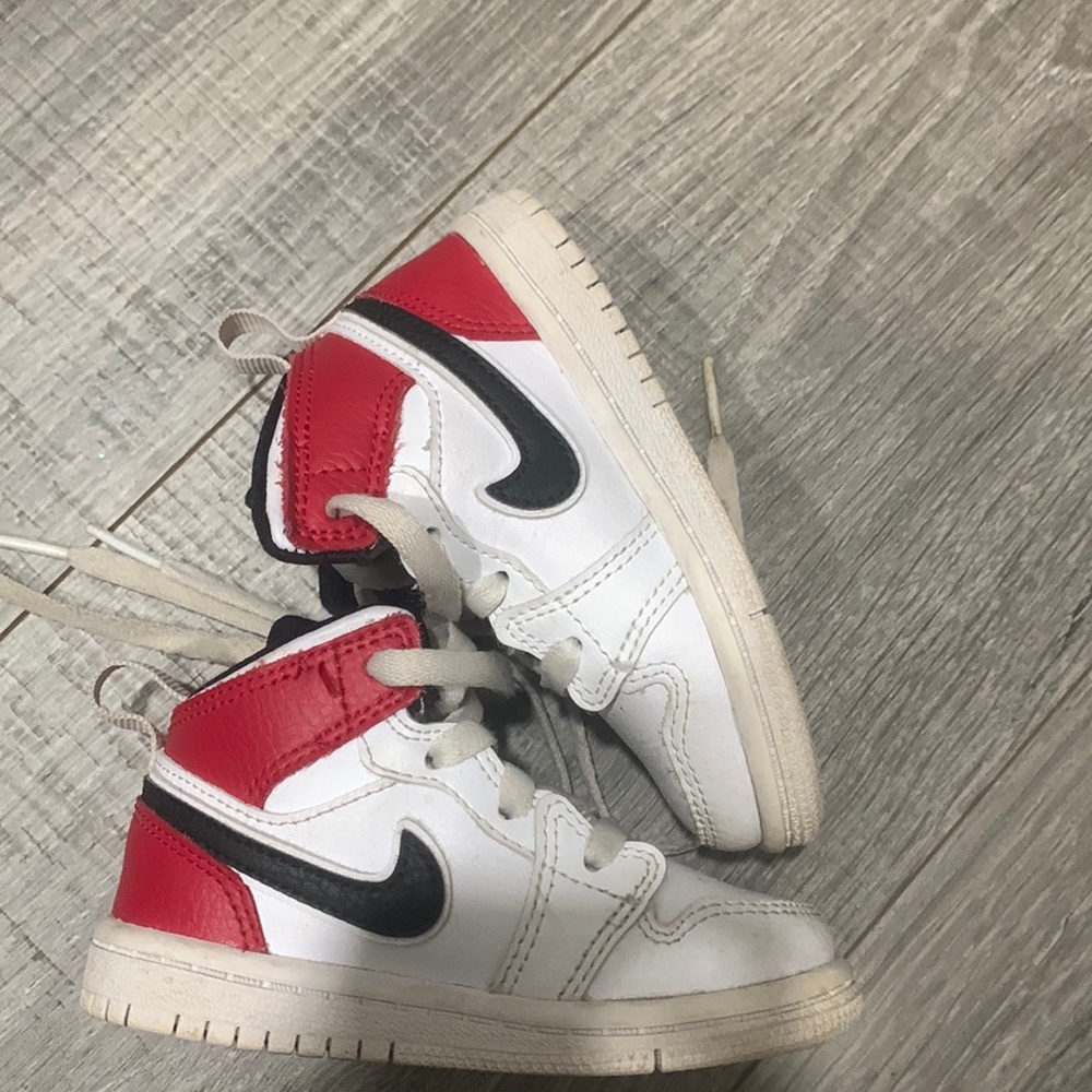 Toddler Jordan 1